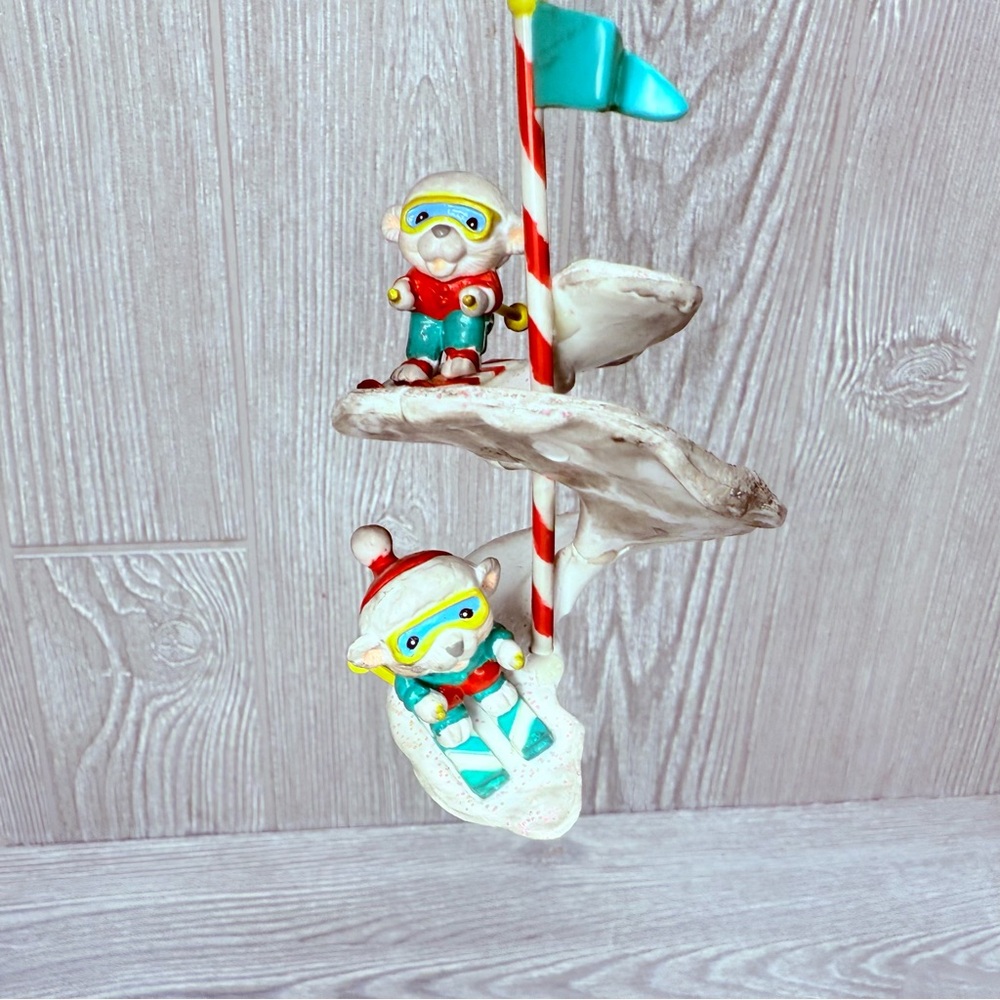 Vintage Noma Ornamotion SKI RACE  Rotateing Christmas Ornament 90s retro mouse